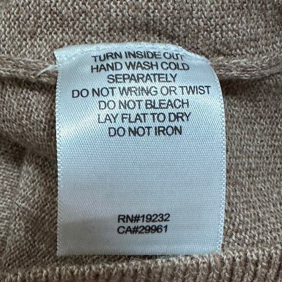 Alfred Dunner Mocha V-Neck Faux Wrap White Flowers Sweater Sz NWT - Picture 8 of 10